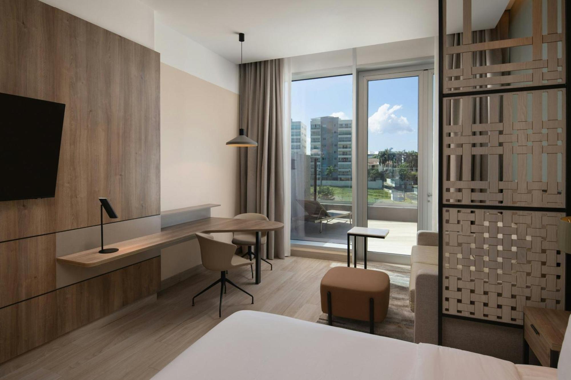 Residence Inn By Marriott Santiago De Los Caballeros Exteriör bild