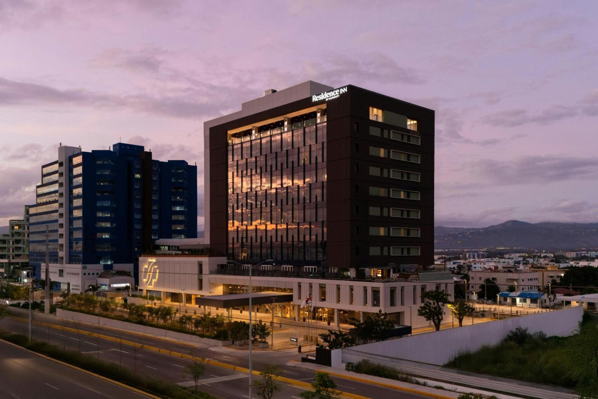 Residence Inn By Marriott Santiago De Los Caballeros Exteriör bild